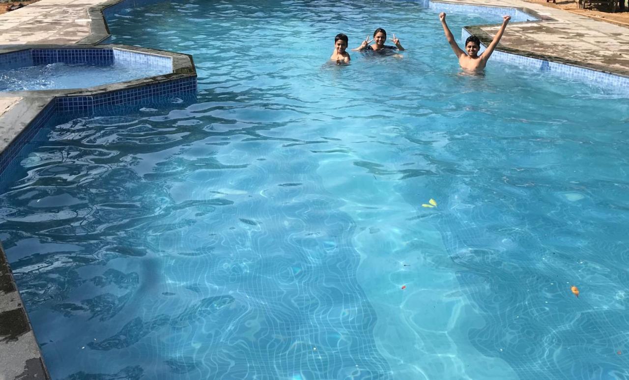 Baaz Jungle Resort Khawāsa Buitenkant foto
