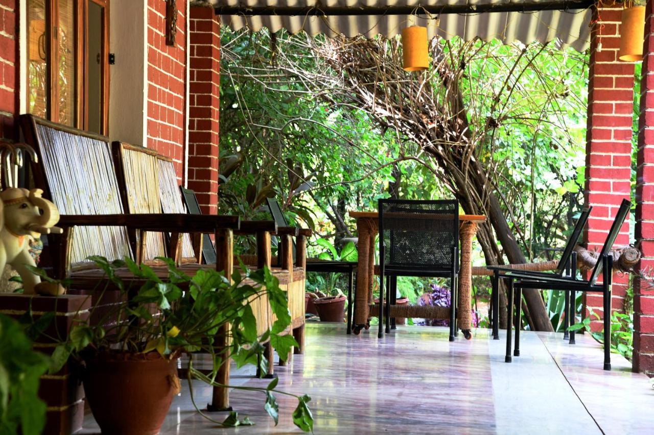 Baaz Jungle Resort Khawāsa Buitenkant foto