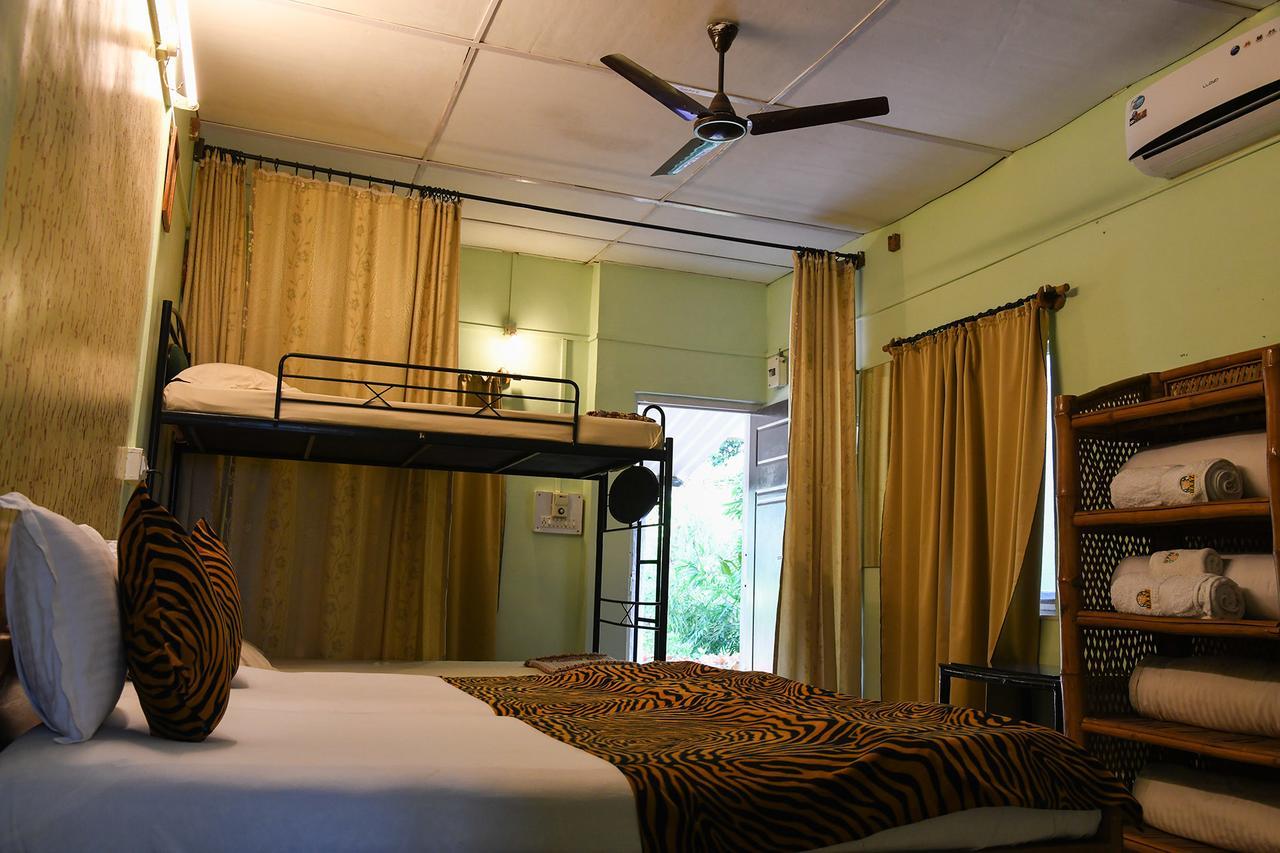 Baaz Jungle Resort Khawāsa Buitenkant foto