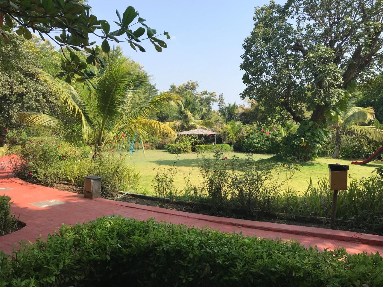 Baaz Jungle Resort Khawāsa Buitenkant foto